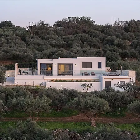 Kafkales - Heated Pool Villa