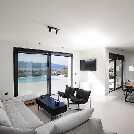 Villa Kafkales - Heated Pool